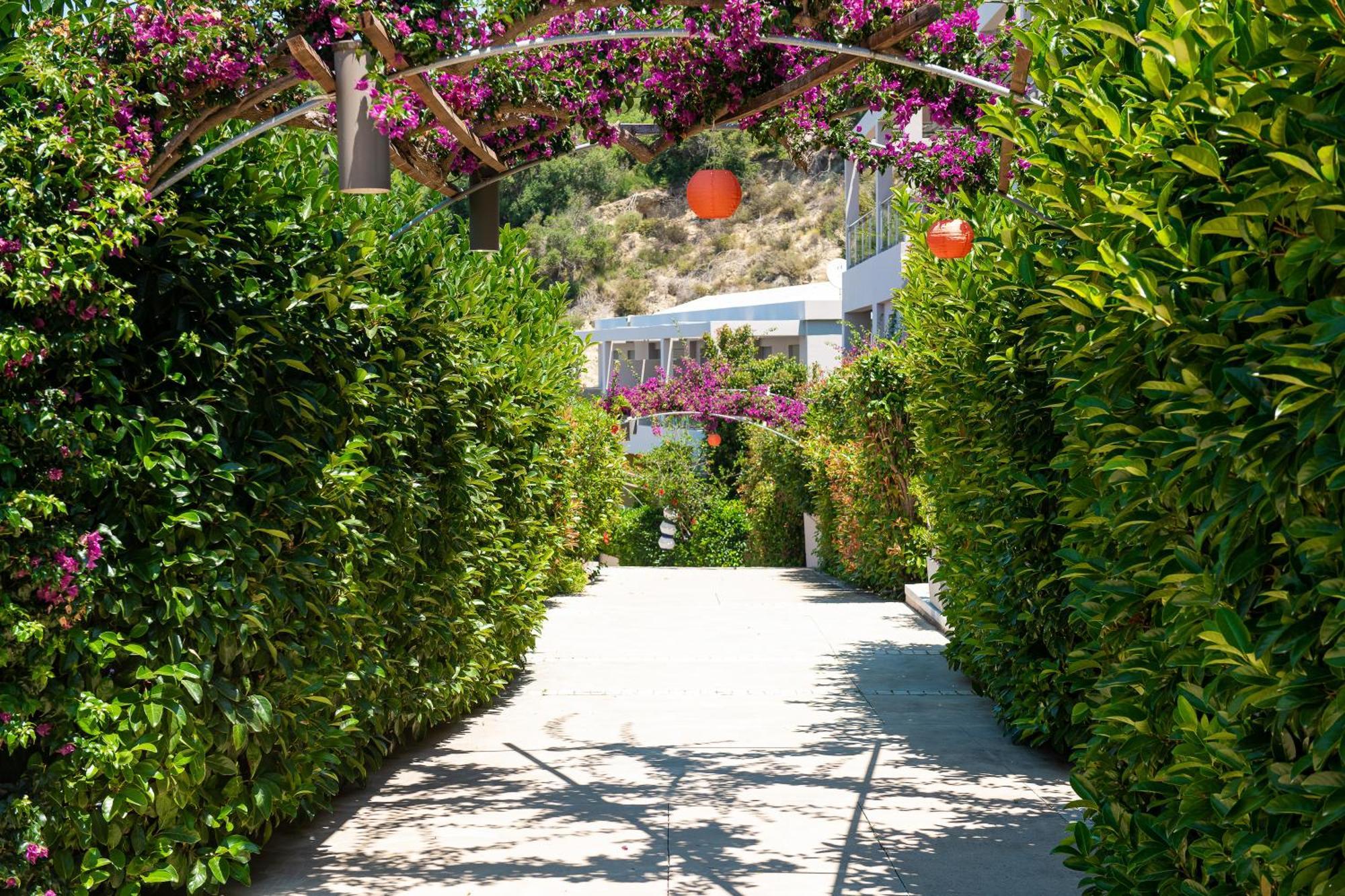 Mare Dei Ionian Resort