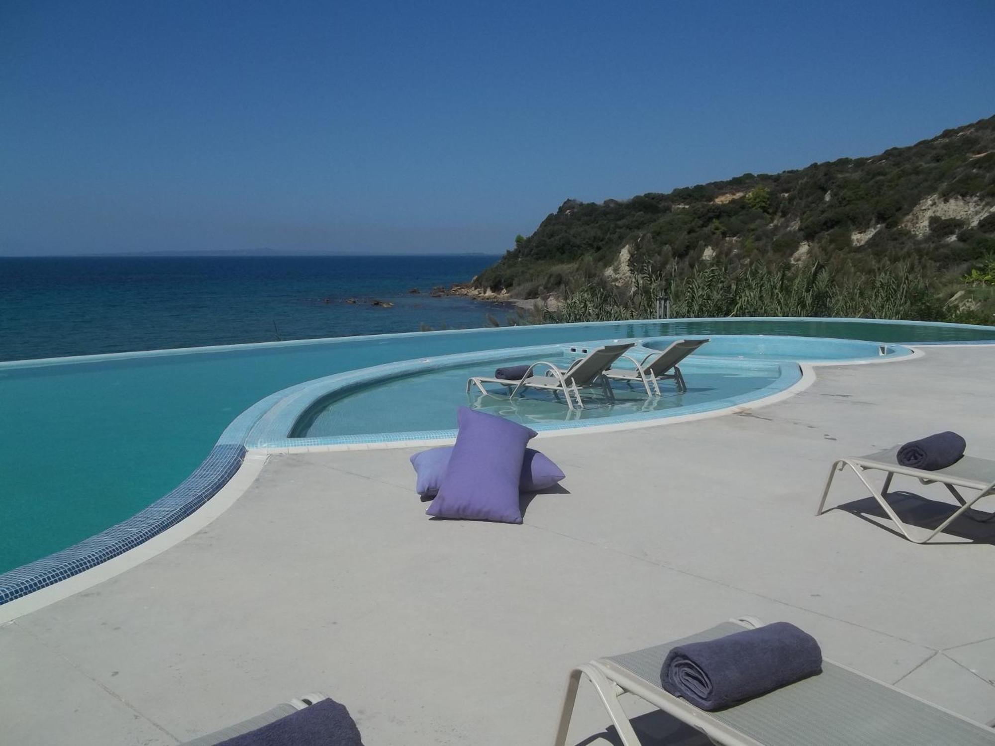 Mare Dei Ionian Σκαφιδιά